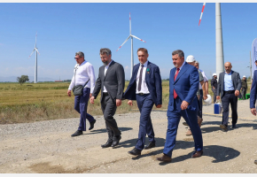 В Дагестане торжественно открыли Новолакскую ветроэлектростанцию